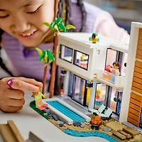 LEGO Creator La maison moderne 31153 Ensemble de construction (939 pièces)