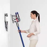 Dyson V7 Complete Cordless Vacuum