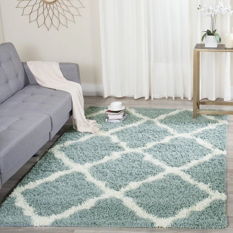 Safavieh Dallas Logan Geometric Shag Area Rug