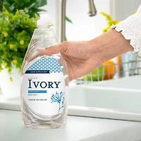 Ivory Classic Dish Soap, Dishwashing Liquid, Original 709ML
