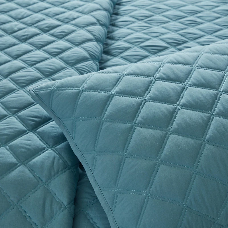 Avery Pure Cotton Bamboo Babs 3 Piece Double/Queen Quilt Set