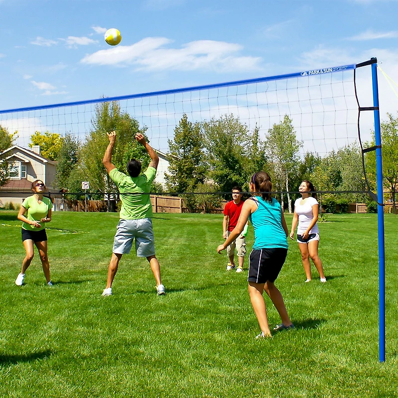 Park&Sun Spiker Sport Steel– Ensemble portatif volleyball extérieur: poteaux acier 3 pièces, hauteur réglable (8pi/7′8″/7′4″), filet 9,75 m, balise, ballon, pompe, piquets, sac.