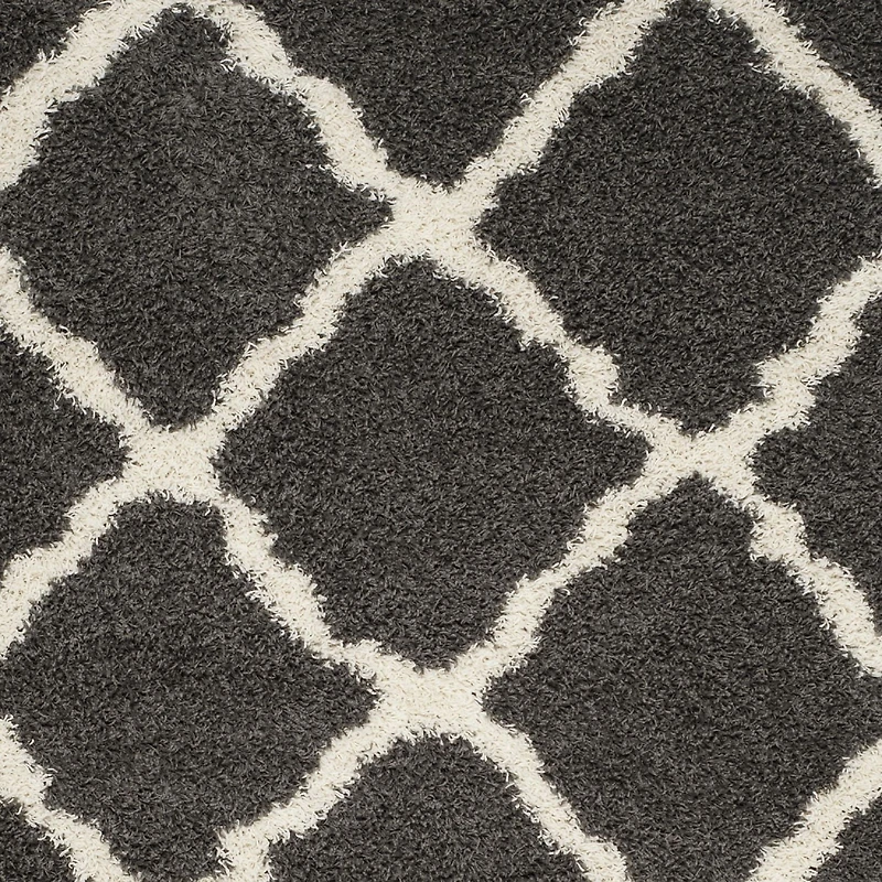 Safavieh Dallas Logan Geometric Shag Area Rug