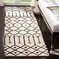 Safavieh Himalaya Darin Geometric Area Rug