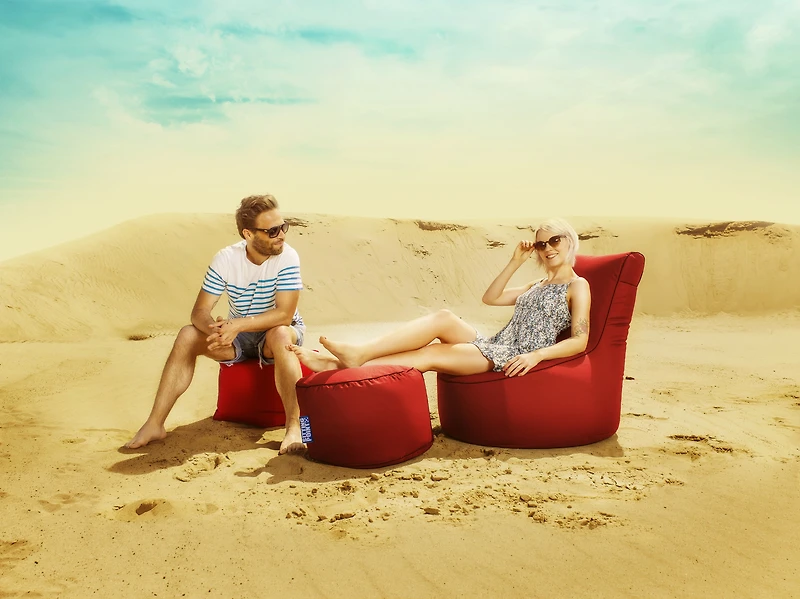 Gouchee Home Dotcom Brava – Pouf rond imperméable de couleur tomate avec billes de polystyrène, fabriqué au Canada, élégant et léger, pour le salon ou la chambre à coucher.