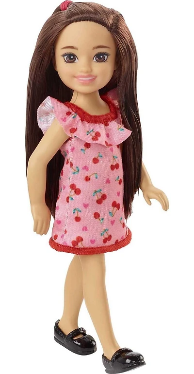 Barbie Poupée Chelsea, brunette, robe à imprimé cerise, 3+ ans