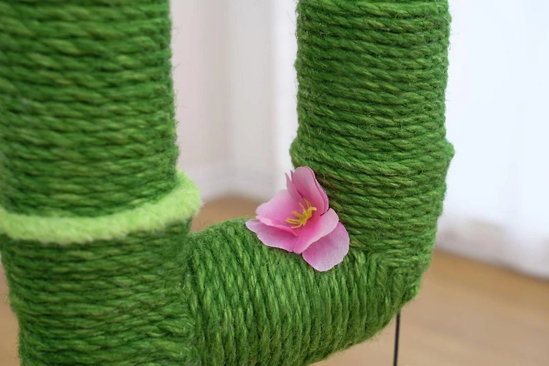 Home4Cat Cactus Sisal Cat Scratching Post with Hanging Toy, Green