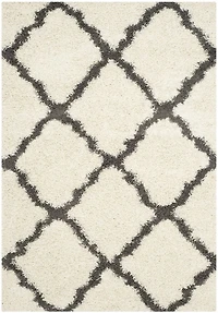 Safavieh Dallas Logan Geometric Shag Area Rug