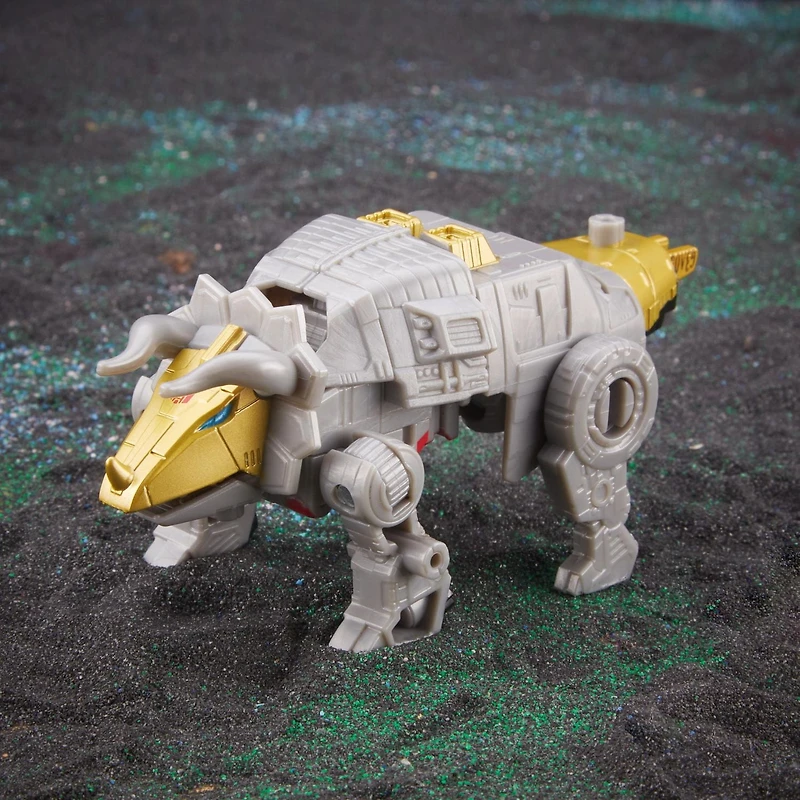 Transformers Legacy Evolution, figurine Dinobot Slug à conversion de 8,5 cm, classe Origine, pour filles et garçons, à partir de 8 ans