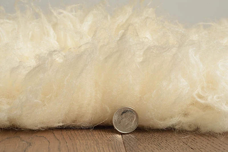 5A Flokati 4000gr 6' x 9 ' Area Rug, Natural