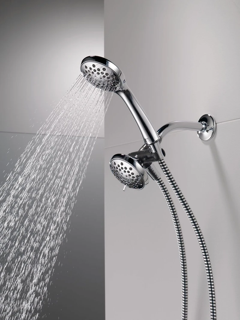 Ensemble combiné de douchette et pomme de douche 3.75 po à 3-réglages en Chrome Ensemble combiné de douchette et pomme de douche 3.75 po à 3-réglages en Chrome