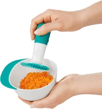 OXO Tot - Portable Food Masher - Compact and Efficient - Mashes Fruits and Veggies for Fresh Baby Food - Steep Bowl Walls - Easy to Clean - Perfect for On-the-Go - Teal - 61130700