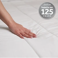 Surmatelas chauffant matelassé blanc Sunbeam pour lit à deux places, 12 réglages de chaleur, arrêt automatique, chauffage rapide, 137,2 cm x 190,5 cm (54 po x 75 po)