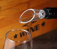 Ouvre-bouteille de vin à pompe à air Brentwood avec coupe-feuille, bouchon à vide et aérateur verseur, noir