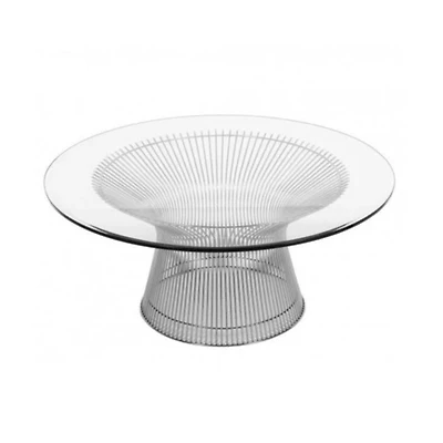 Table basse moderne Snyder, finition chromée et plateau en verre trempé, complétés par une base en acier inoxydable durable