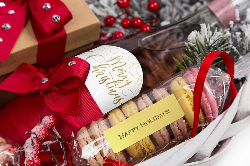 Avery White Arched Wine Bottle Labels, 4¾" x 3½",  for Laser and Inkjet Printers - 22811