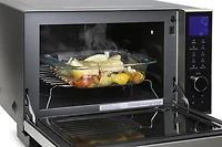 Panasonic NNDS58HB - Steam Combination Oven.