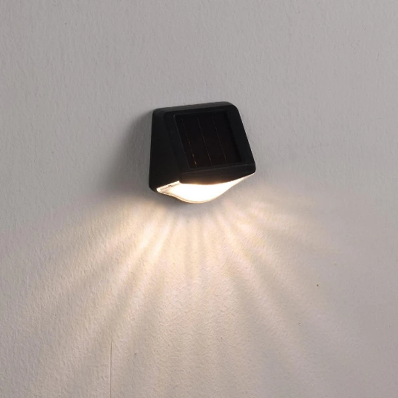 Mainstays Solar Powered Black LED Step Light, 3 Lumens, Mainstays 3L Step Light