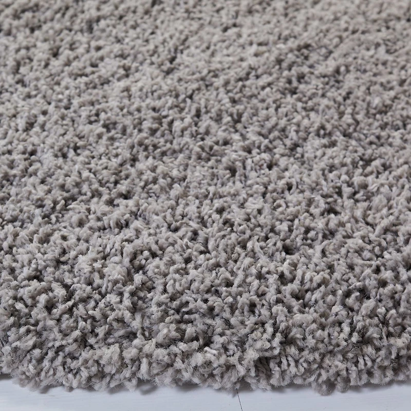 Safavieh Venus Elijah Solid Plush Shag Area Rug