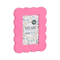 DesignOvation Scalloped 4" x 6" Pink Decorative Tabletop Picture Frame
