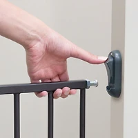 Barrière extensible en metal de Bily bronze, pour les enfants et les animaux domestiques