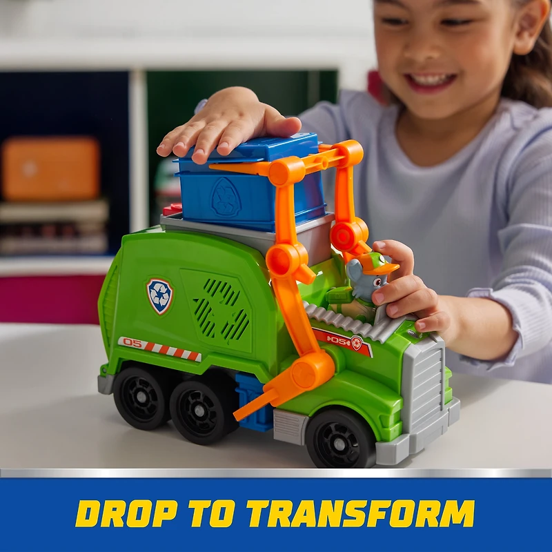 Pat'Patrouille : Camion de recyclage compacteur avec figurine Rocky et véhicule compacté transformable, jouets pour garçons et filles à partir de 3 ans PAW Rocky