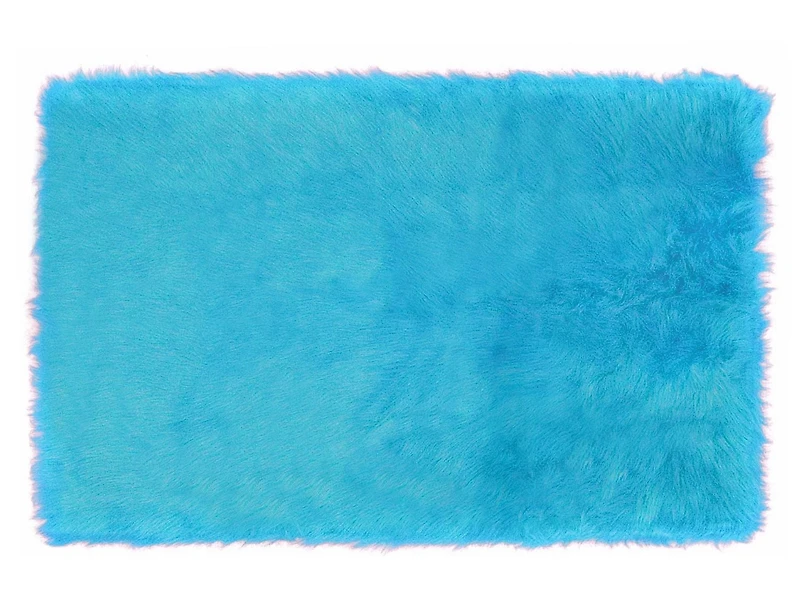 Tapis en fausse fourrure pour enfants Mainstays de Home Decor Inc., bleu clair – 76,2 x 114,3 cm, doux et confortable, idéal pour les chambres ou les salles de jeux.