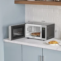 Hamilton Beach 0.7 Cu.ft. Microwave