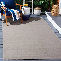 SAFAVIEH Outdoor Microloop Garrett Tapis Intérieur/Extérieur Uni