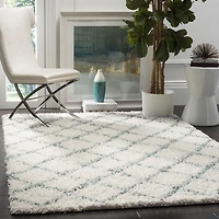 Safavieh Dallas Jerrie Geometric Shag Area Rug