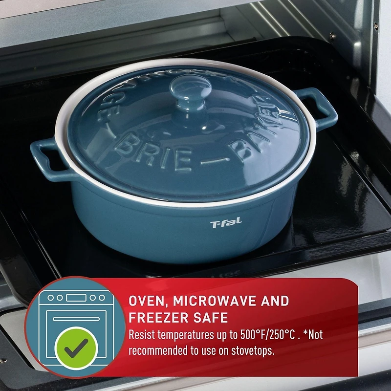 Plat de cuisson pour brie T-Fal en céramique avec couvercle et poignées (7 po/18 cm), bleu 7 po/18 cm