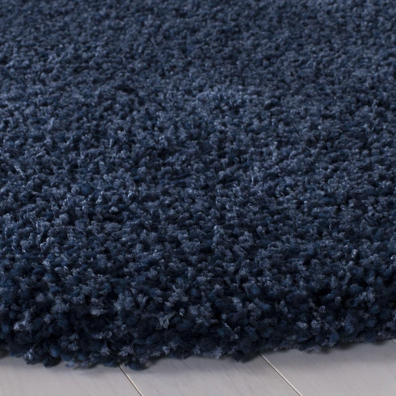 Safavieh California Solid Plush Shag Area Rug