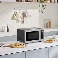 Hamilton Beach 0.7 Cu.ft. Microwave