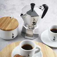 Bialetti - Moka Express Moka Pot 6 Cups, Iconic Espresso Maker, Stovetop, Makes Italian Coffee, Aluminum, Silver