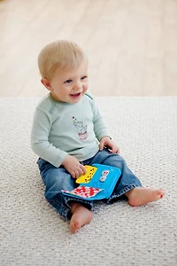 Fisher-Price Laugh & Learn Learning Wallet - English Edition