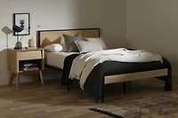 Lit plateforme en métal avec cannage de la collection Hoya South Shore