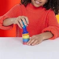 Kinetic Sand, Coffret Mélange arc-en-ciel avec 3 couleurs de sable Kinetic Sand (382 g) et 6 outils, pour les enfants à partir de 3 ans Kinetic Sand, Coffret Mélange