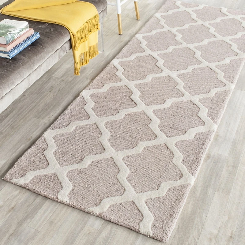 Safavieh Cambridge Liam Geometric Area Rug