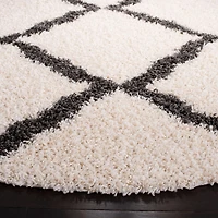 Safavieh Dallas Logan Geometric Shag Area Rug