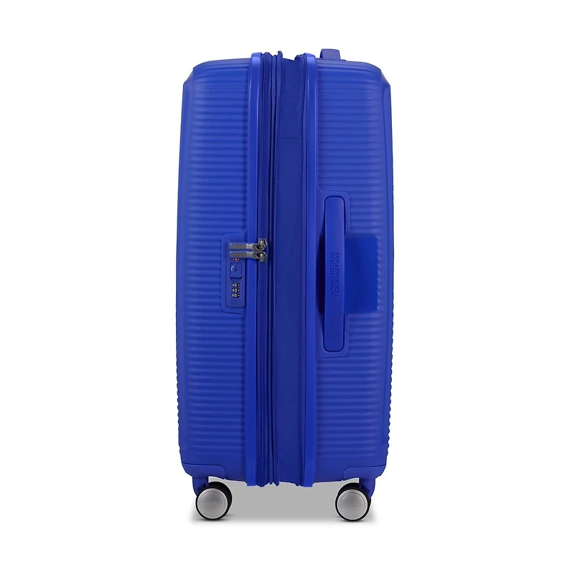 American Tourister Curio Medium Spinner