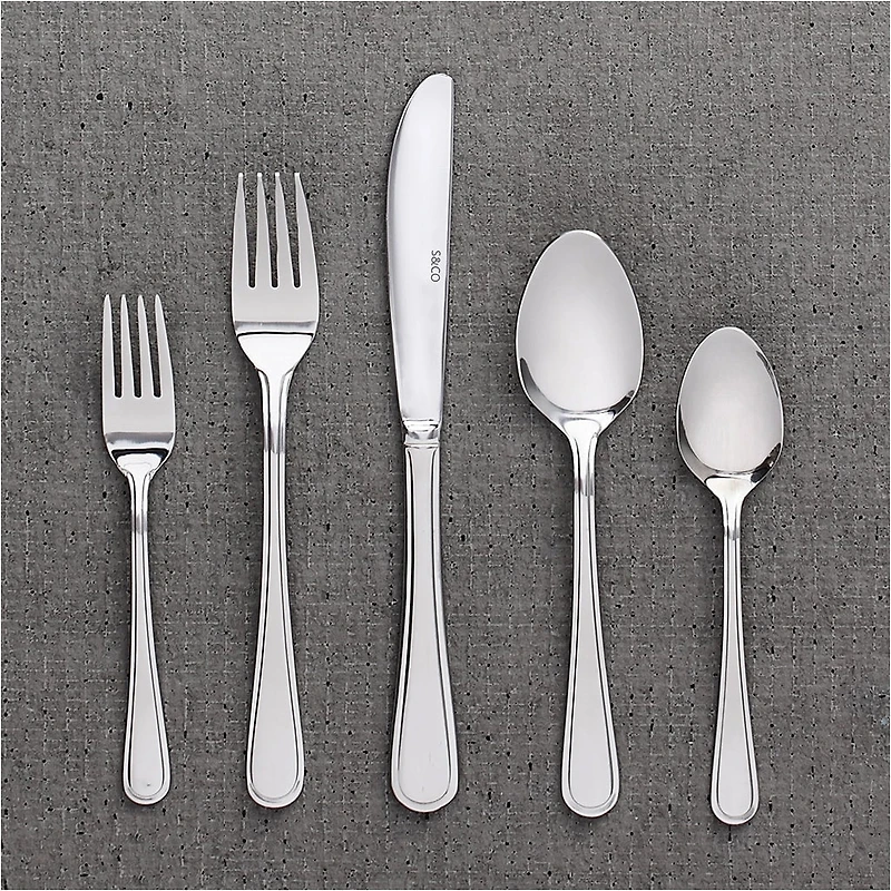 Safdie & Co. Flatware Set Premium