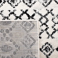 SAFAVIEH Tulum Herbert Distressed Southwestern Area Rug