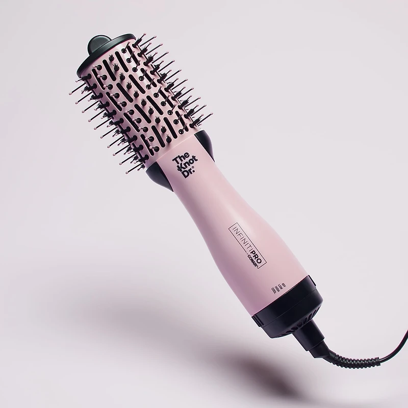 Mini brosse sèche cheveux ovale tout-en-un The Knot Dr. de Conair® La brosse à air chaud