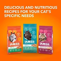 IAMS PROACTIVE HEALTH Healthy Senior Dry Cat Food with Chicken, 3.18kg Bag