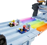 Hot Wheels Route Arc-en-ciel Mario Kart, avec 2 véhicules 1/64 Âges 4+