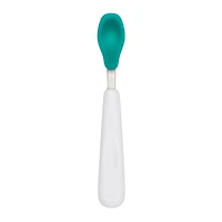 OXO Tot - Cuillère de Voyage avec Étui - Bord en Silicone Souple sur la Cuillère - Ustensiles pour Nourrir Bébé/Tout-Petit - Turquoise