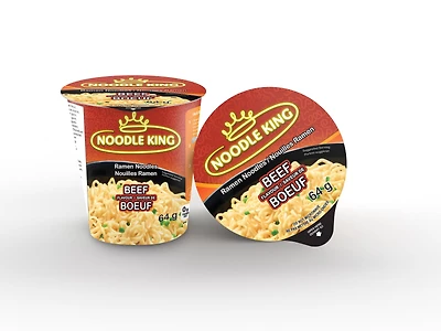 Nouilles Ramen au goût de bœuf dans une tasse