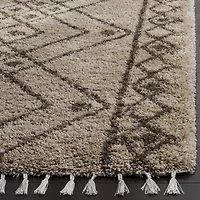 Safavieh Moroccan Fringe Erksine Geometric Shag Area Rug