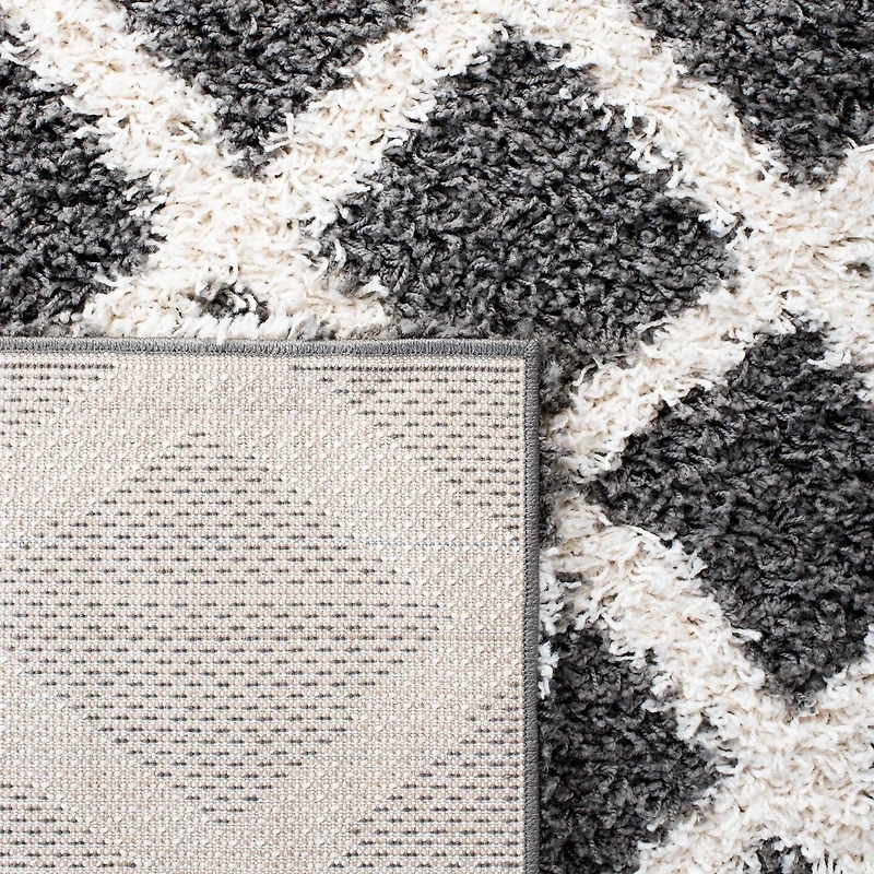 Safavieh Dallas Jerrie Geometric Shag Area Rug