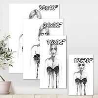 Designart Portrait monochrome de femme portant une robe de soirée Art mural sur toile